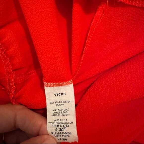 Elegant Red Halter Dress - Picture 8 of 12